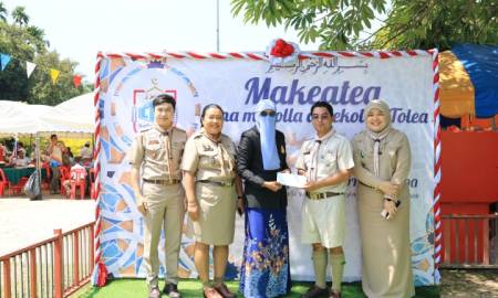 โรงเรียนบ้านสุไหงโก-ลก ร่วมบริจาคและรับประทานอาหารการกุศลสมทบทุนสร้างมัสยิด ณ โรงเรียนบ้านตอแล